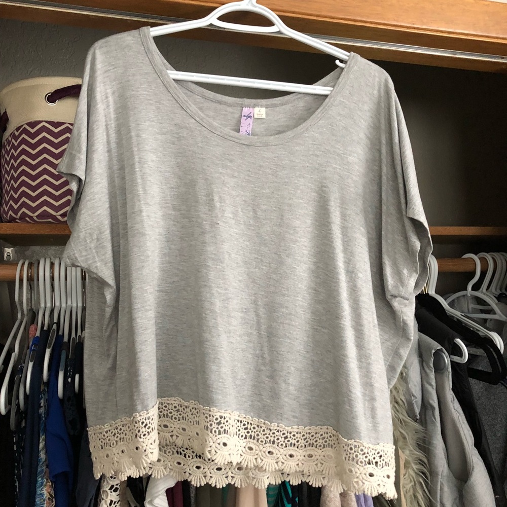Grey short sleeve